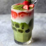Easy 5-min. Strawberry Matcha Latte